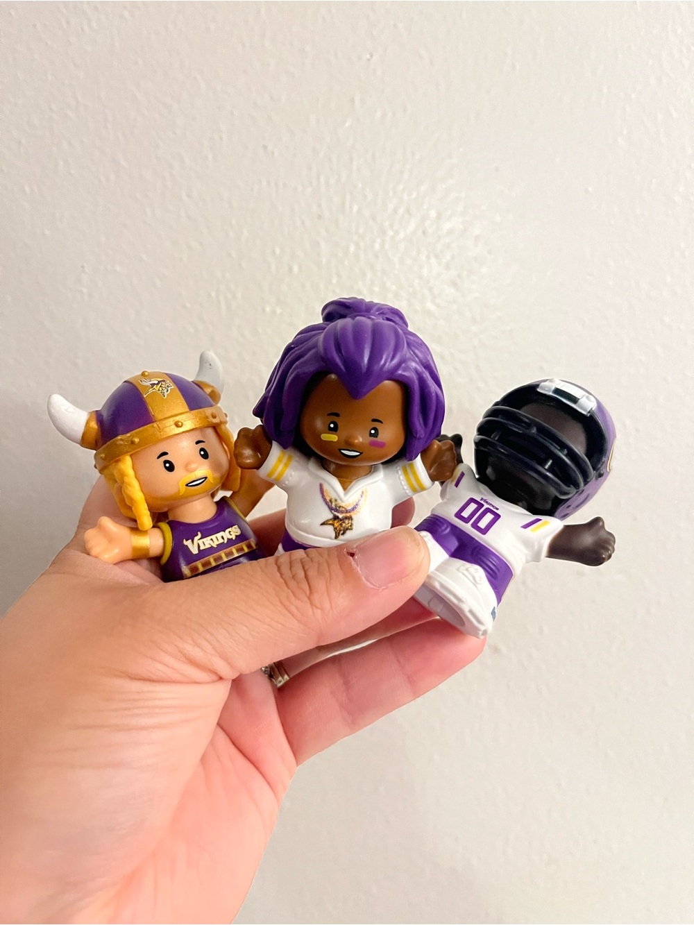 Fischer Price Little People NFL Minnesota Vikings Football Bundle